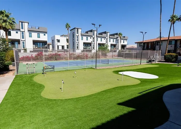 213 Fully Furnished 1br Suite-outdoor Pool Apartment *