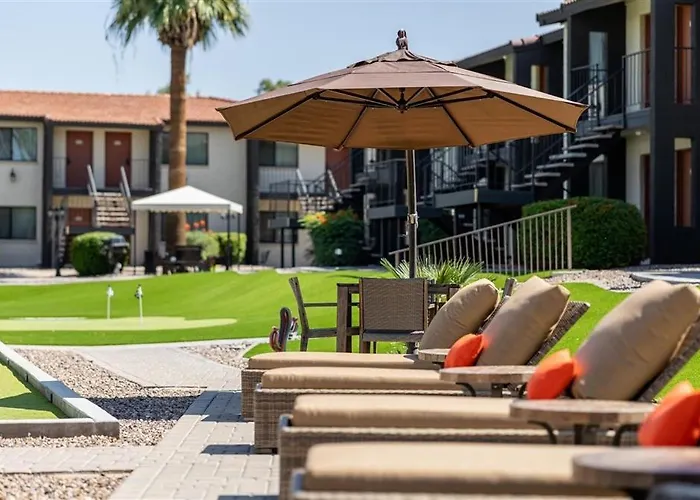 213 Fully Furnished 1br Suite-outdoor Pool Apartment